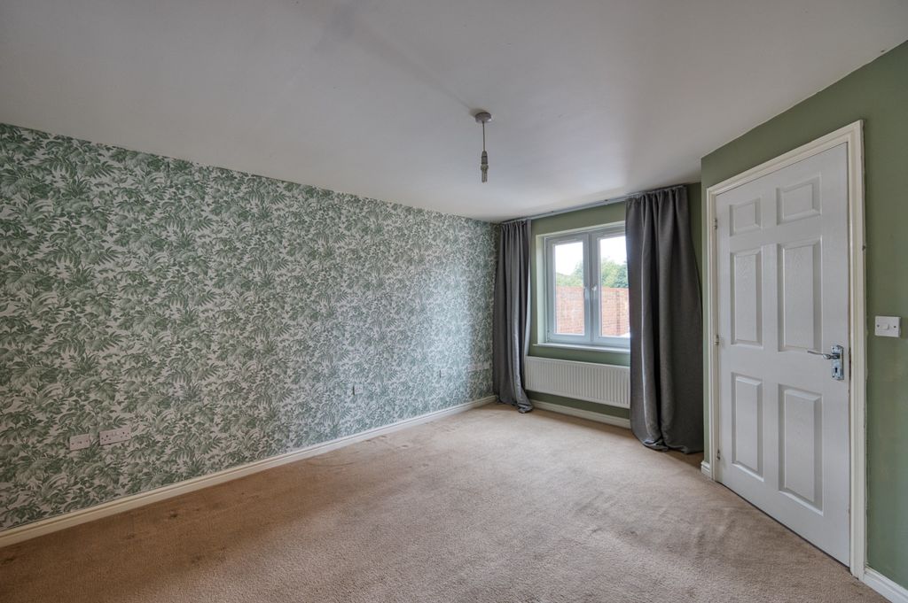 Property photo 2 of 11 Image 1