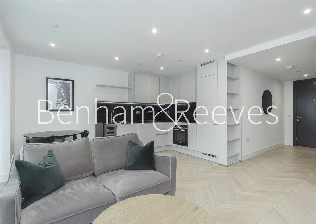 Property photo 1 of 16 Picture No. 01
