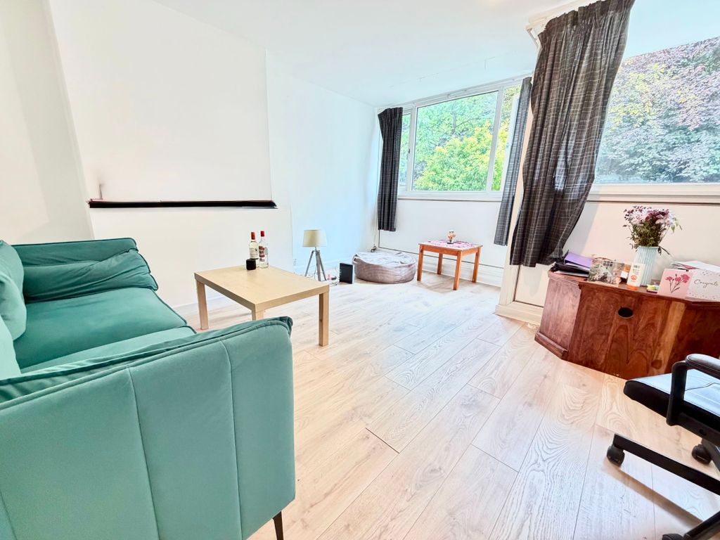 Property photo 1 of 25