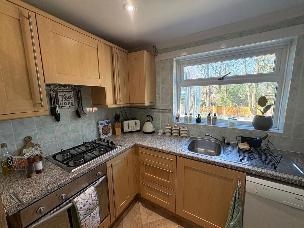 Property photo 3 of 31 Picture No. 41