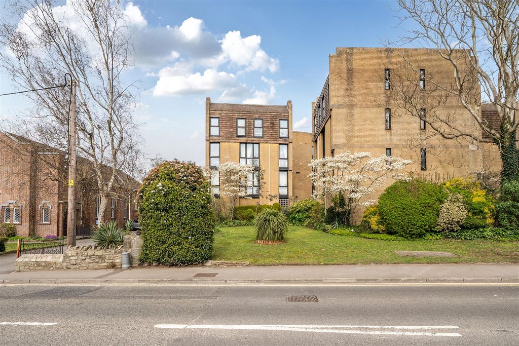 Property photo 1 of 10 1-69c283Ca180F5-1435555-1-69c15De51Aeea-1.Jpg