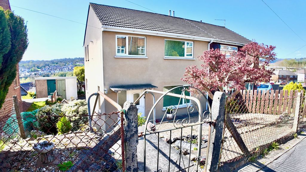 Property photo 1 of 24