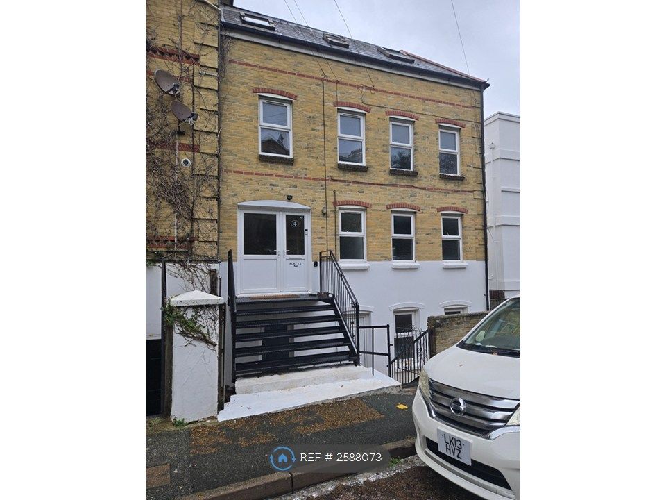 Property photo 2 of 4