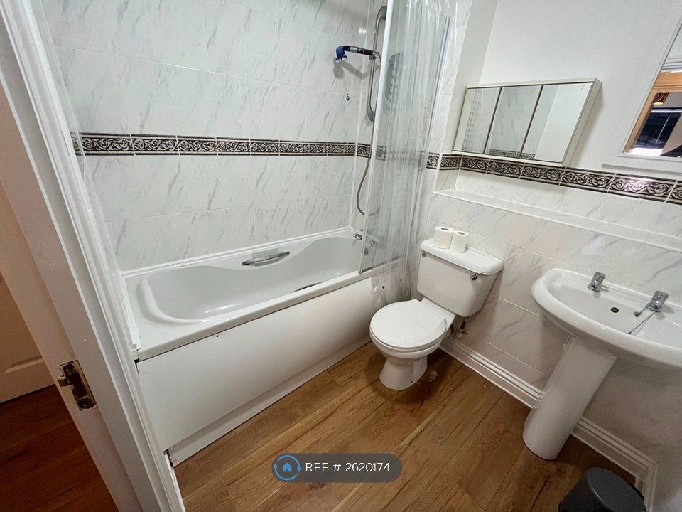 Property photo 3 of 4