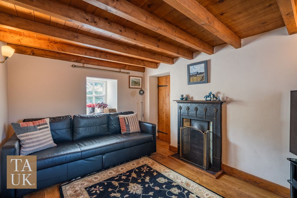 Additional image 4 of 2 bed cottage for saleLon Pant, Llanfairpwllgwyngyll LL61