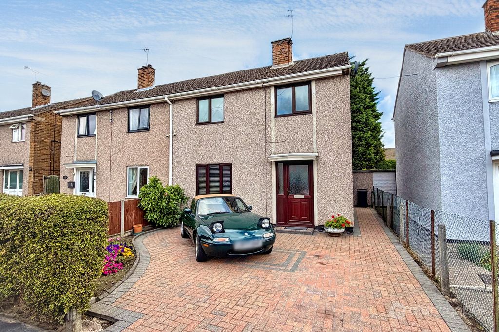 Property photo 1 of 19 5528071
