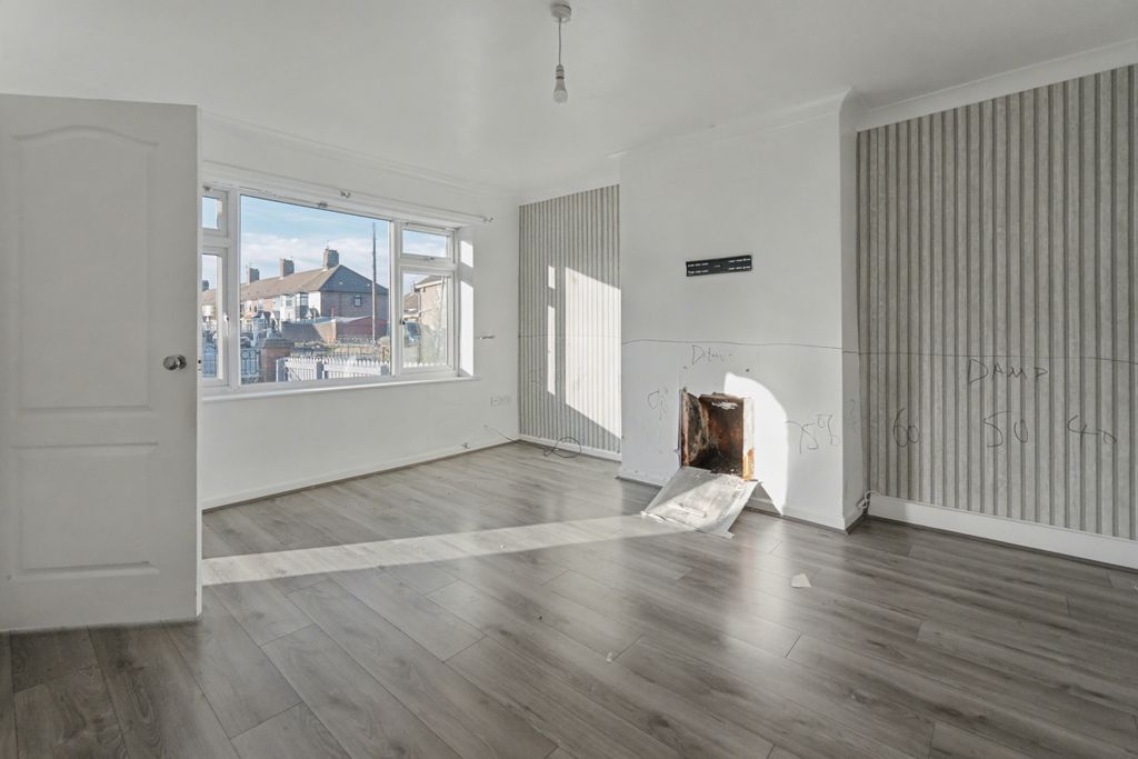 Property photo 2 of 20 33 Callington Close, Liverpool L14 8Xp