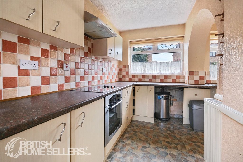 Property photo 3 of 13 Picture No. 12