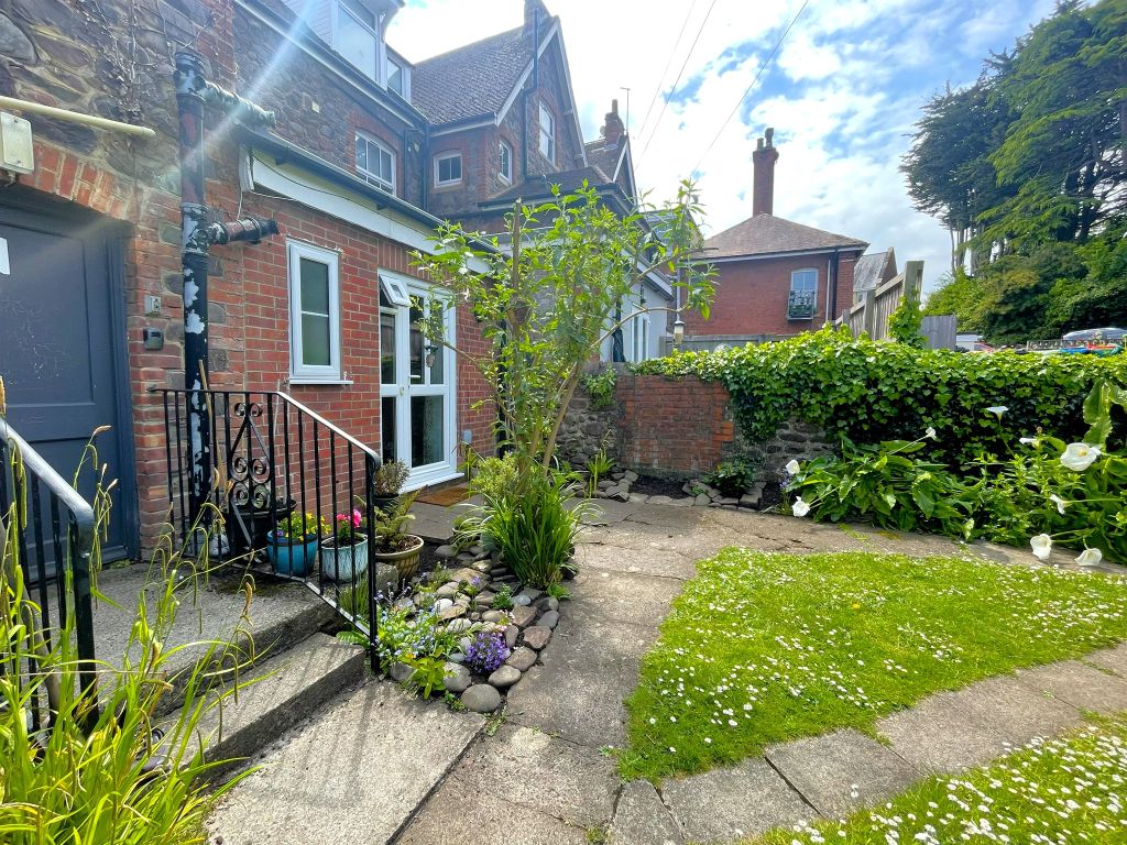 Property photo 1 of 14