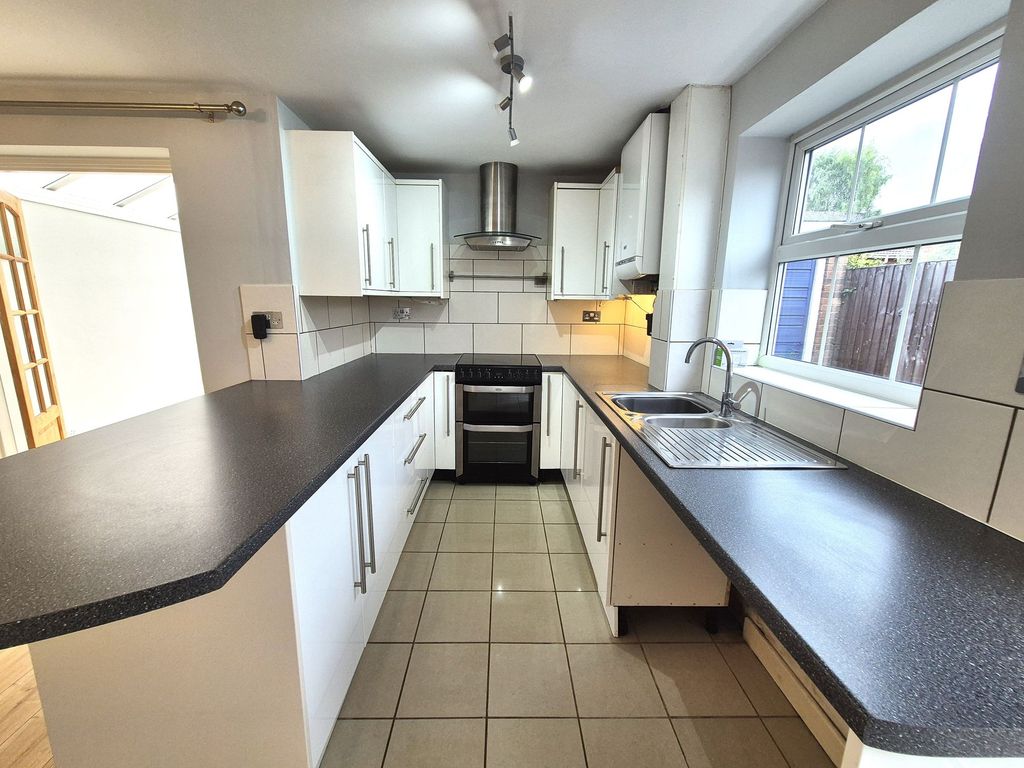 Property photo 2 of 13 Kitchen