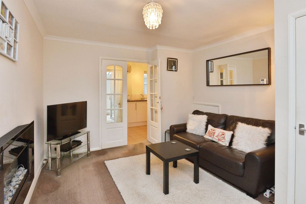 Property photo 3 of 16