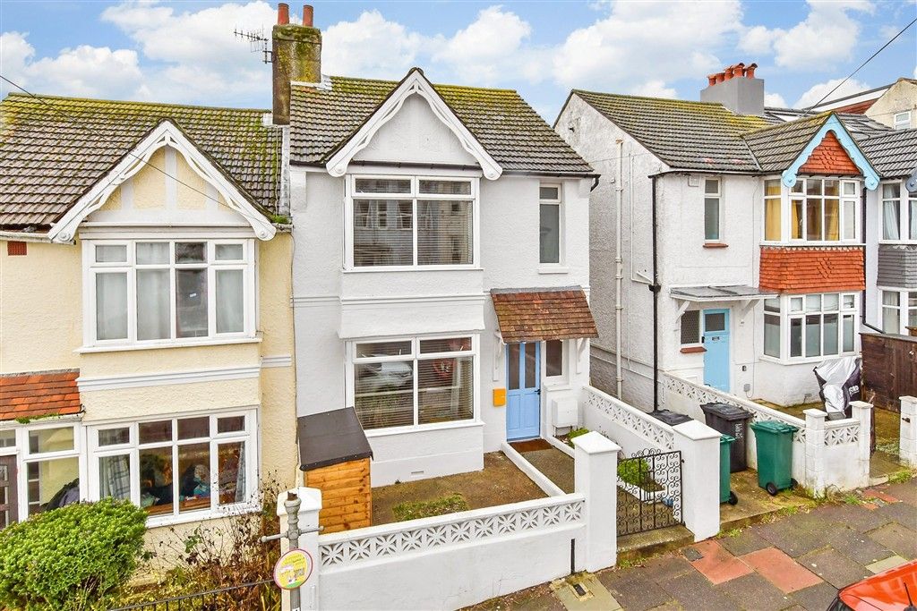 Property photo 1 of 16 External (Web)