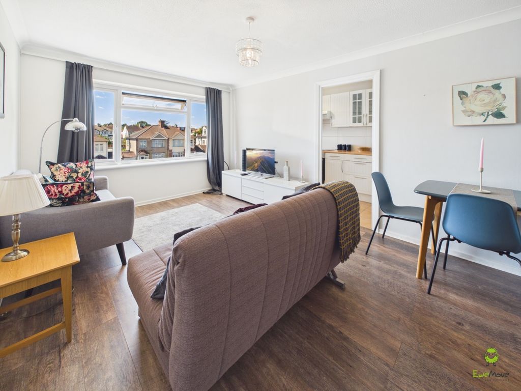 Property photo 1 of 17 Presented By Clinton At Ewemove Bexleyheath And Da
