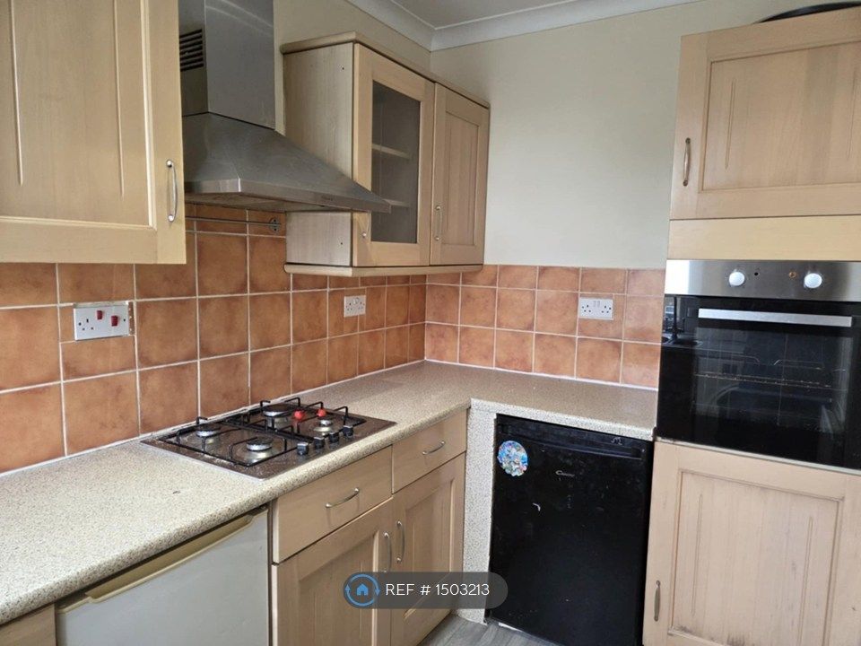 Property photo 1 of 5 Kitchen