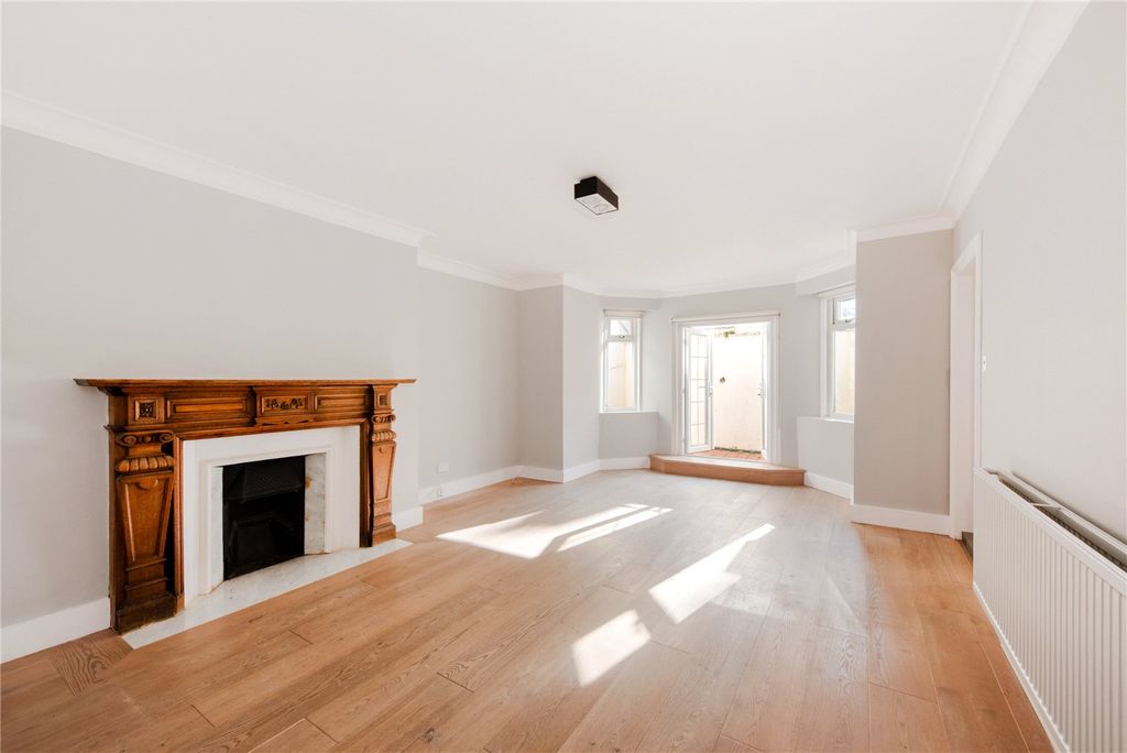 Property photo 2 of 14 Picture No. 03