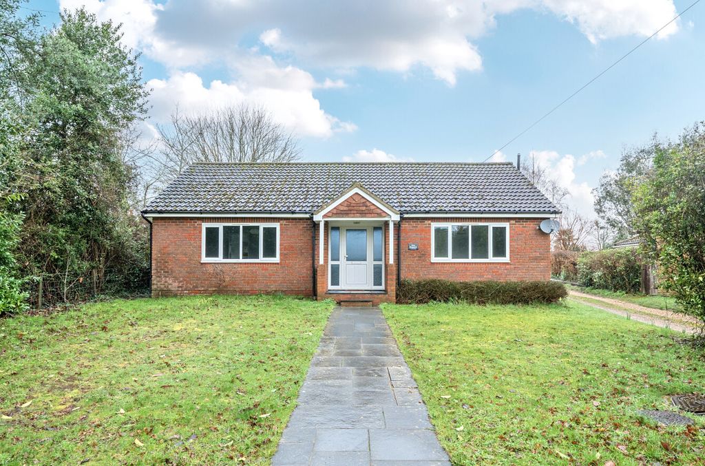 Property photo 1 of 12 1405354-2-698c4c3...