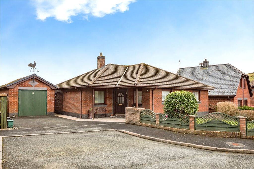 Property photo 1 of 23 Picture No. 01