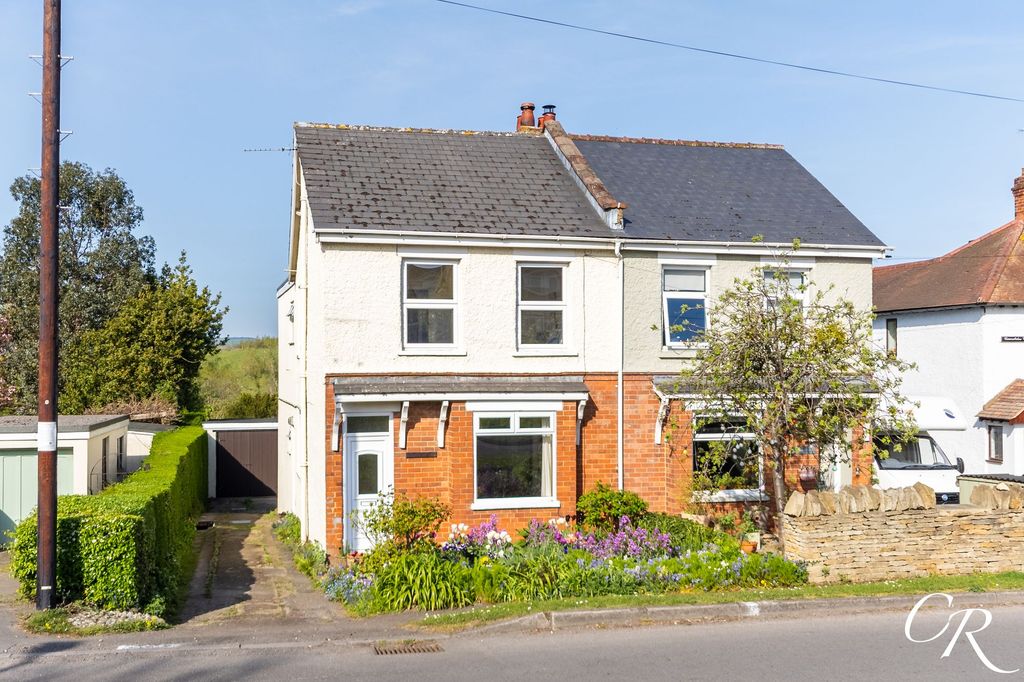 Property photo 1 of 23