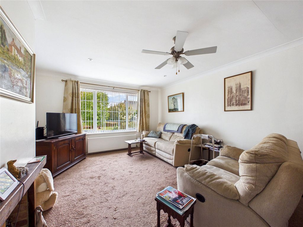 Property photo 2 of 10 Picture No. 02