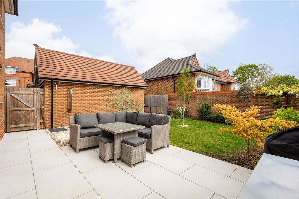 Additional image 19 of 4 bed detached house for saleAster Way, Haywards Heath RH17