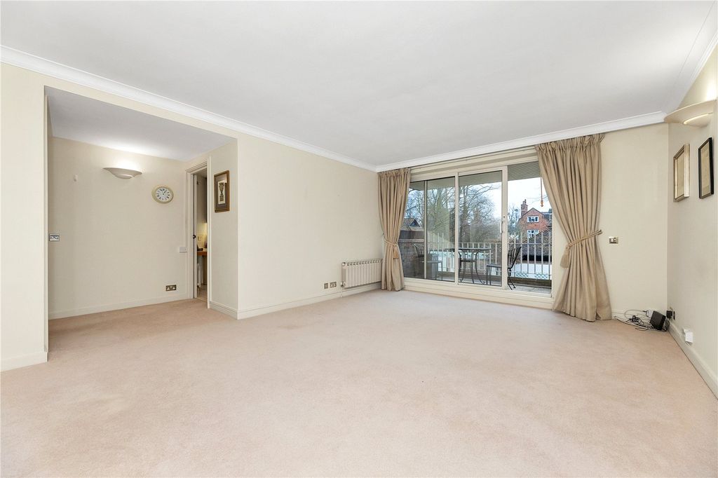 Property photo 2 of 13 Picture No. 02