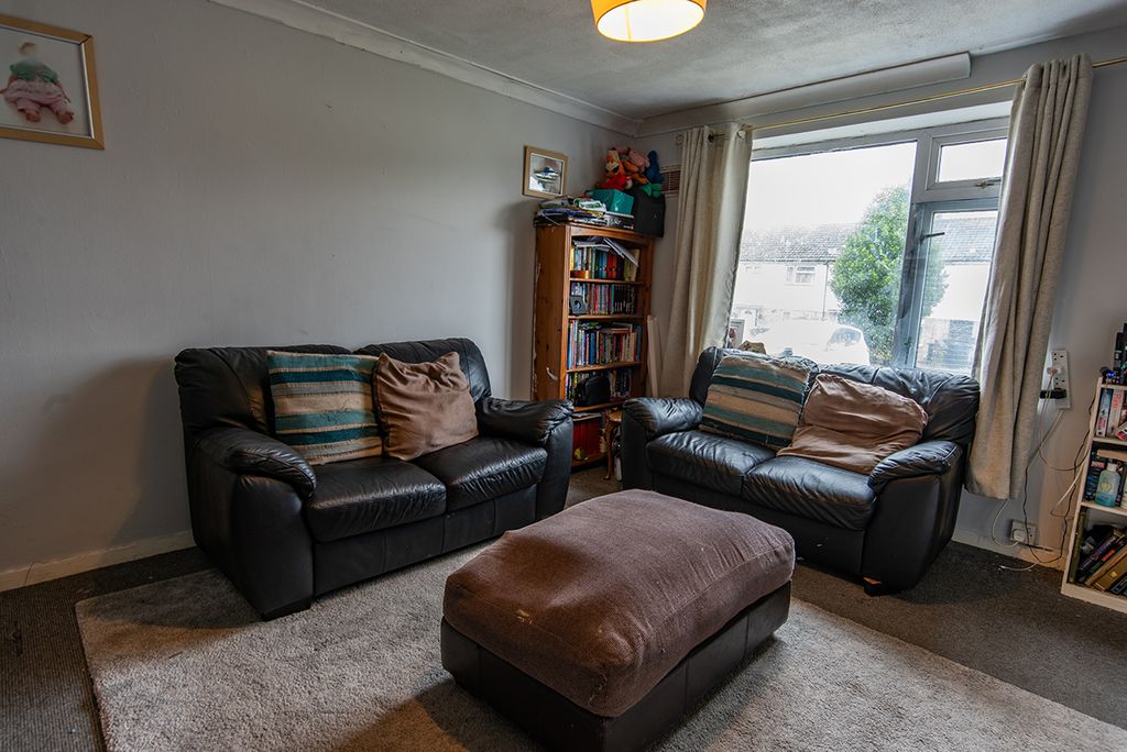 Property photo 3 of 24