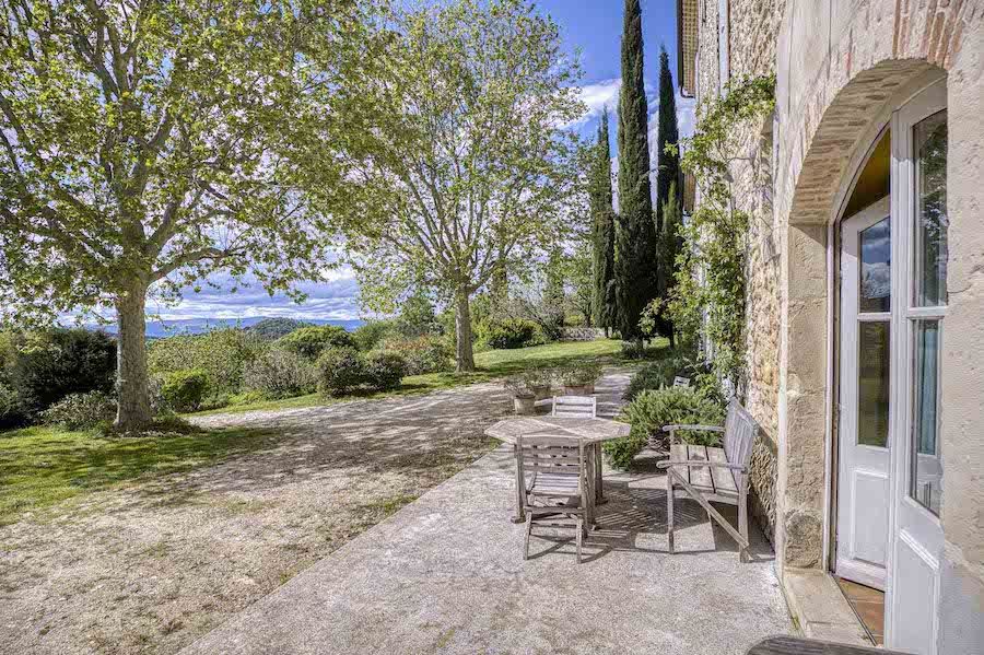 Property photo 3 of 30