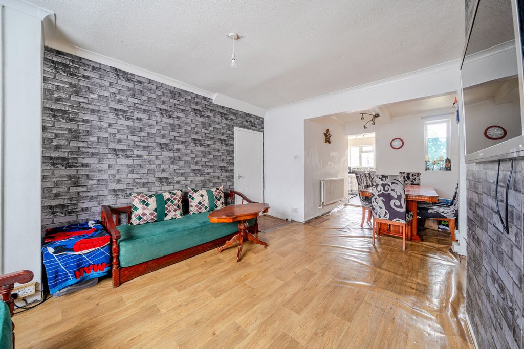 Property photo 2 of 16 1453593-14-69Fdc5...
