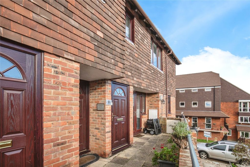 Property photo 1 of 12 Front