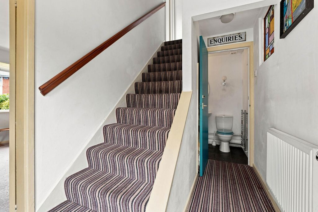 Property photo 2 of 23 Hallway