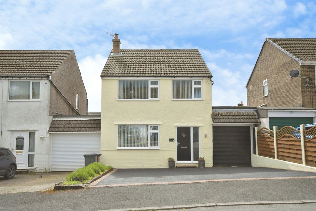Property photo 1 of 21 Pbox-Img.Jpg