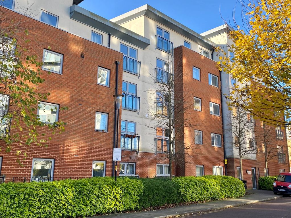 Property photo 1 of 11