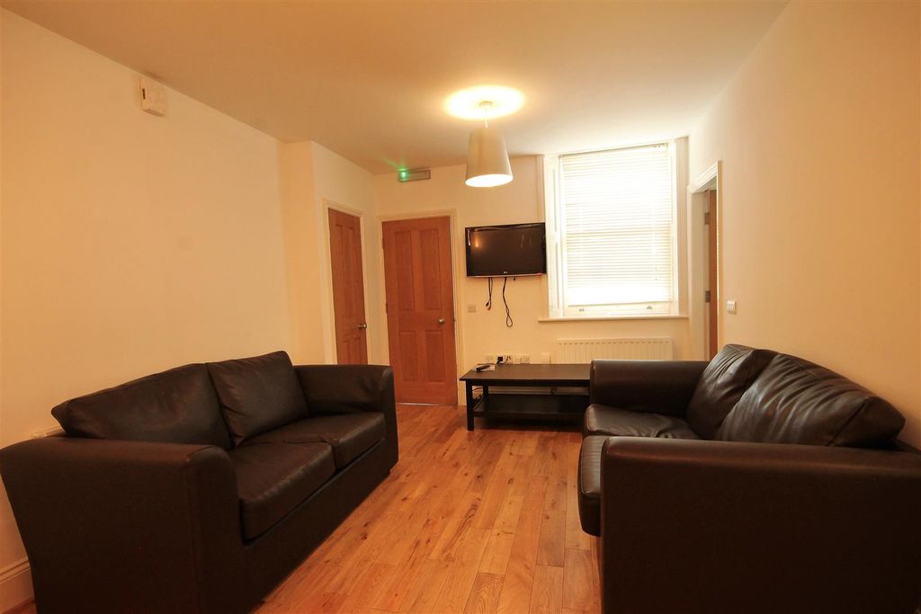 Property photo 1 of 9 16567.Jpg