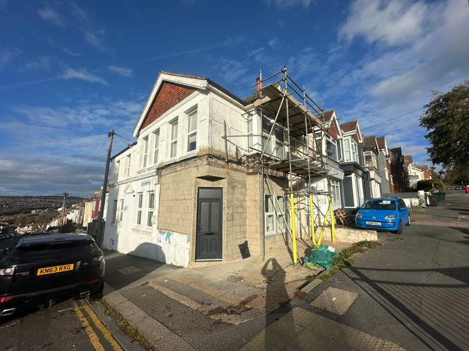 Property photo 2 of 9 Property