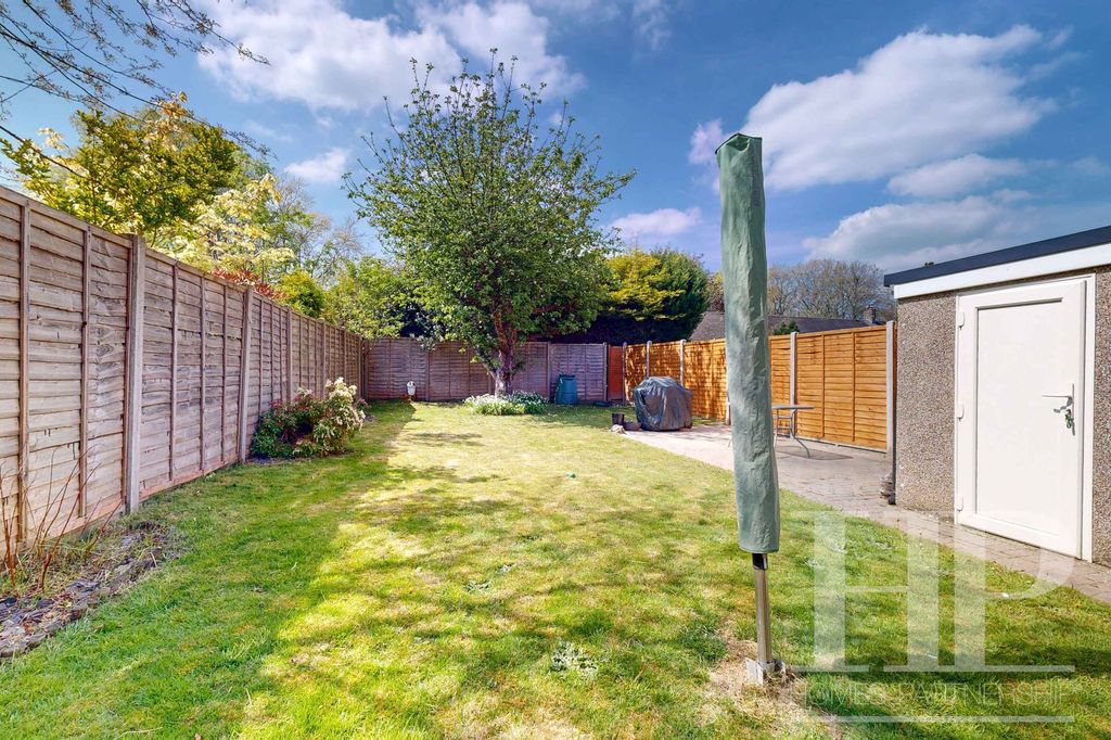 Property photo 2 of 19