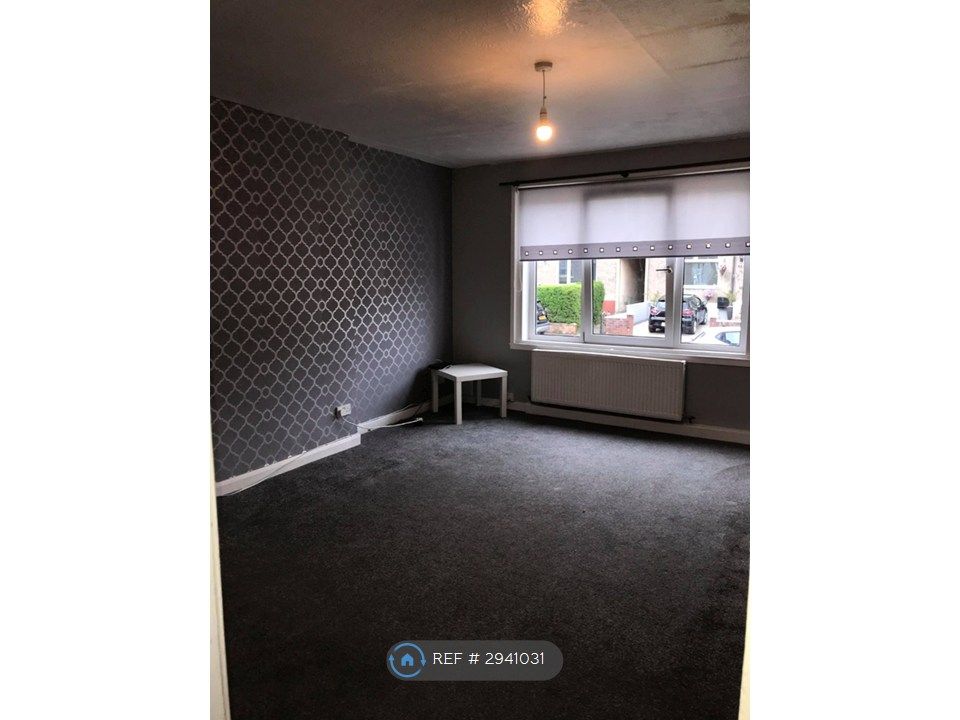 Property photo 3 of 25
