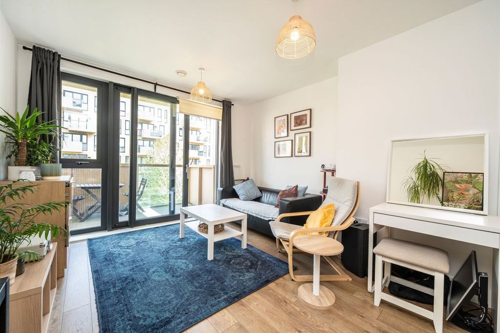 Property photo 2 of 7