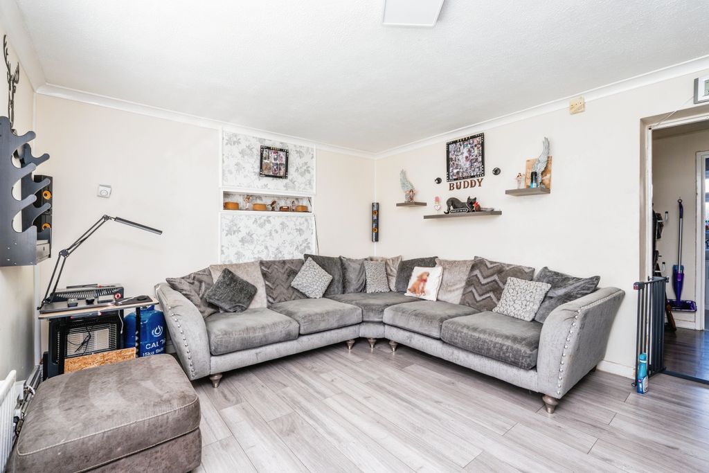 Property photo 2 of 17 Photography