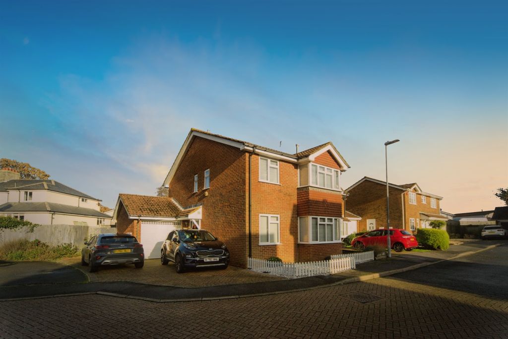 Property photo 1 of 20