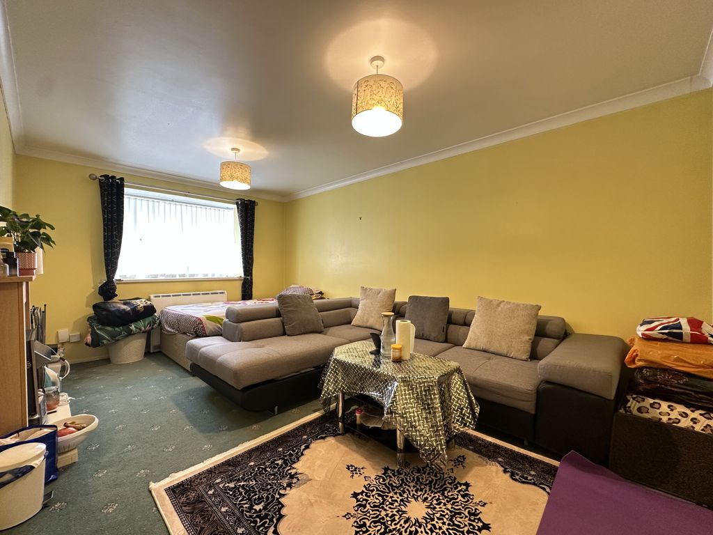 Property photo 2 of 10 Img_5097
