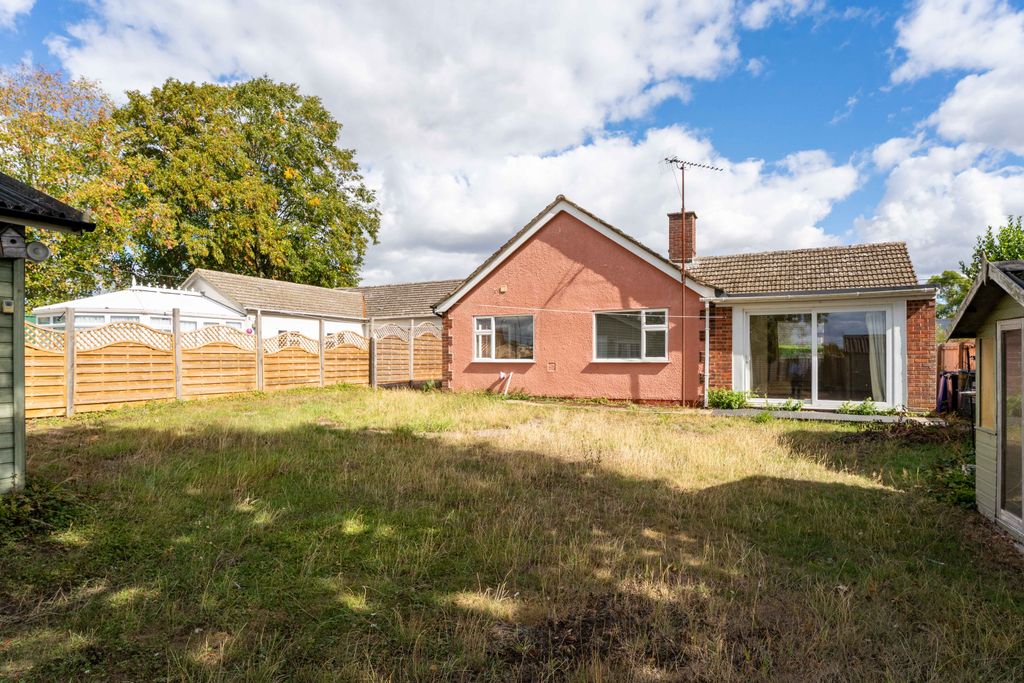 Property photo 2 of 14