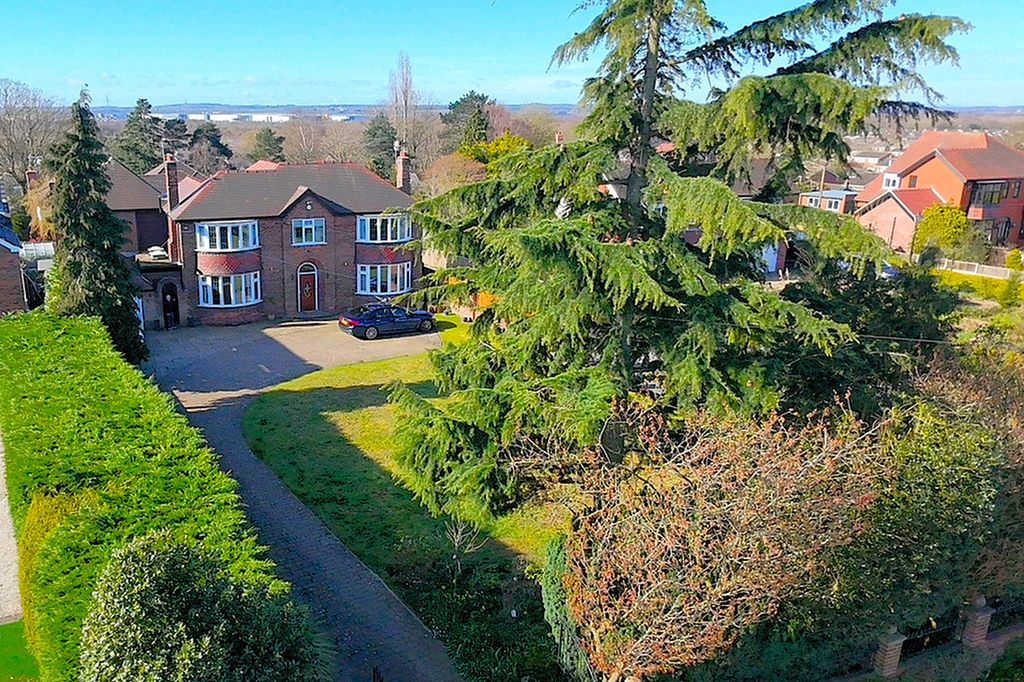 Additional image 42 of 5 bed detached house for saleBawtry Road, Doncaster DN4