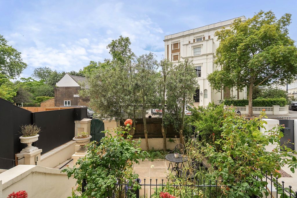 Property photo 3 of 19 New Pic Niche 15