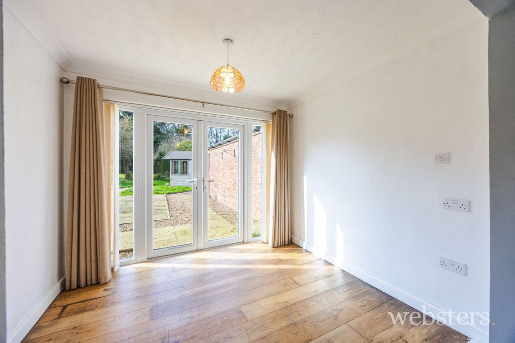 Property photo 3 of 20