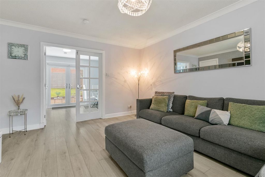 Property photo 2 of 25 Summerhill-5.Jpg
