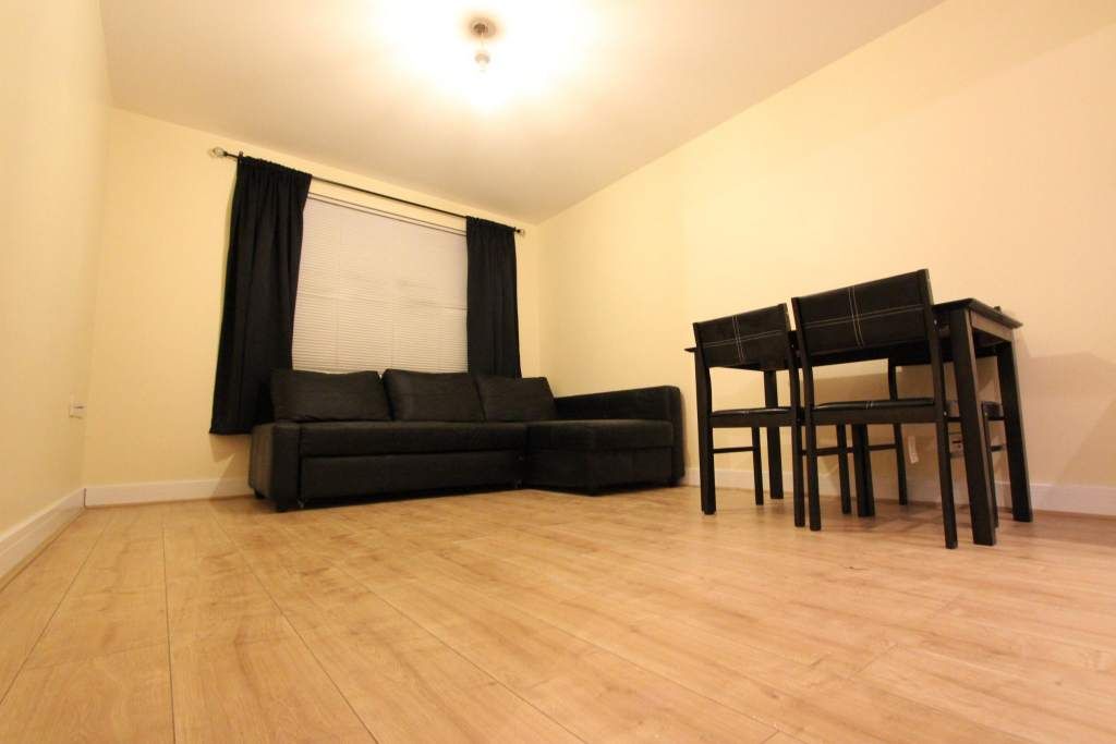 Property photo 3 of 28