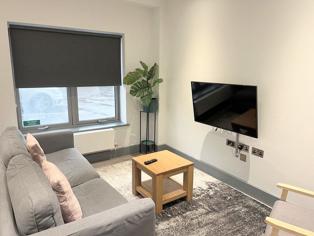 Property photo 3 of 7 Image