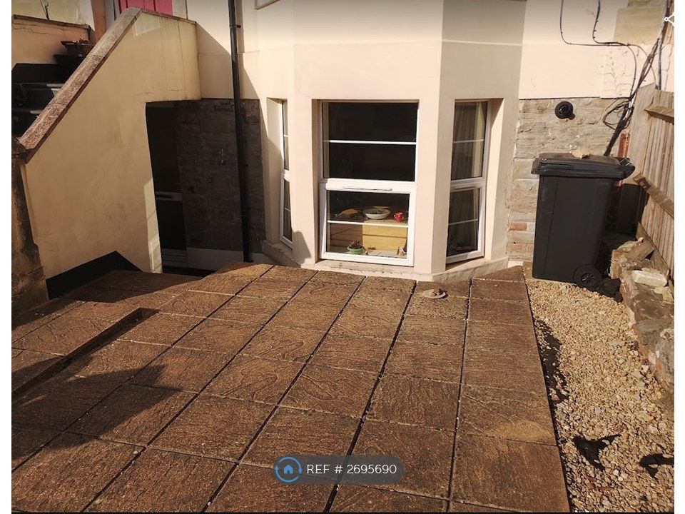 Property photo 3 of 17 Front View