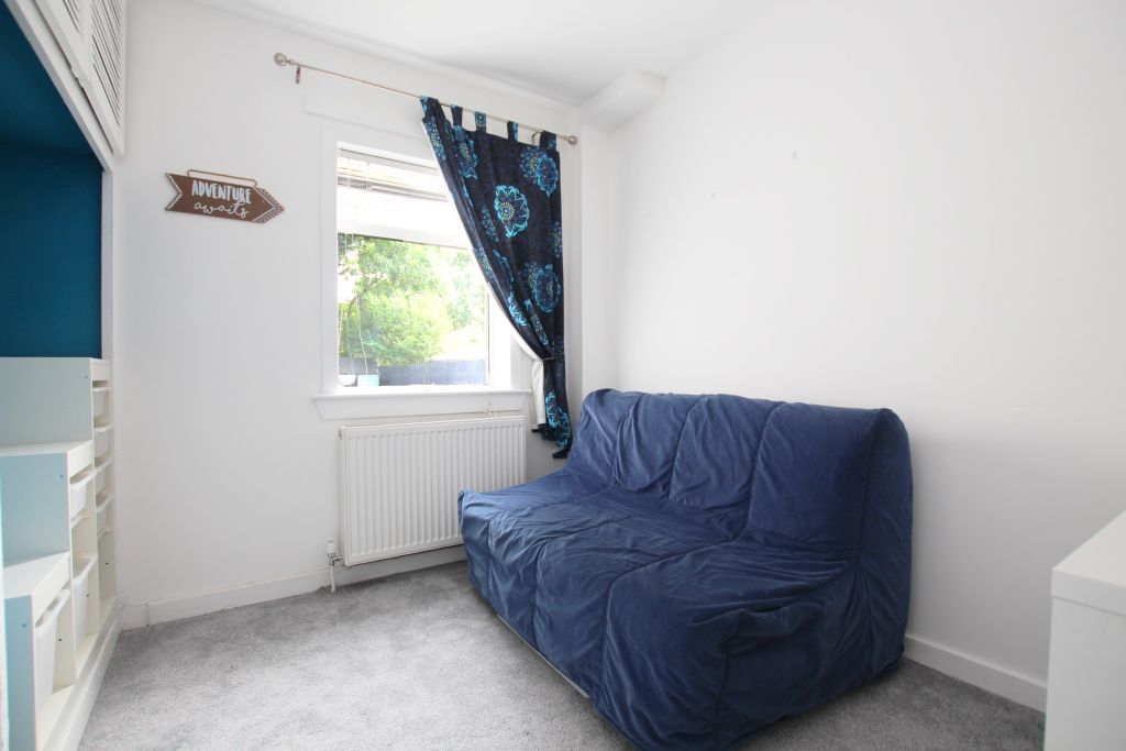 Additional image 6 of 3 bed semi-detached house to rentAllander Road, Bearsden, East Dunbartonshire G61