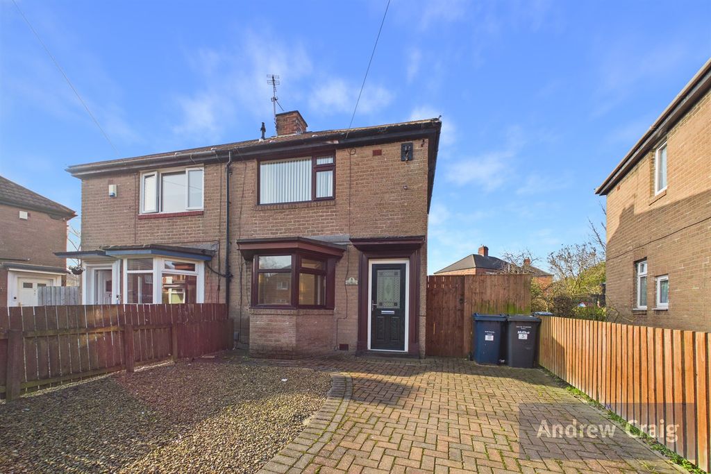 Property photo 1 of 9 (Main)